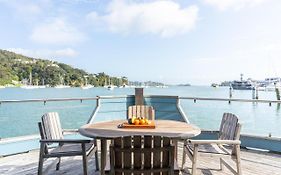 Bay Of Islands 2 Bedrooms On The Water-The Landing